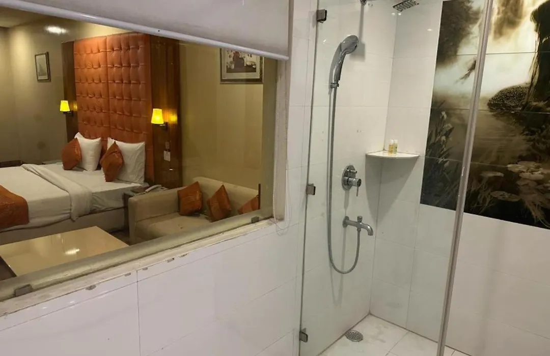 Hotel Ramhan Palace-1