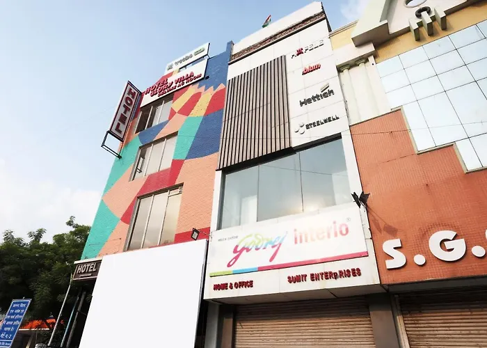 Capital O 23188 Glory Villa New Delhi